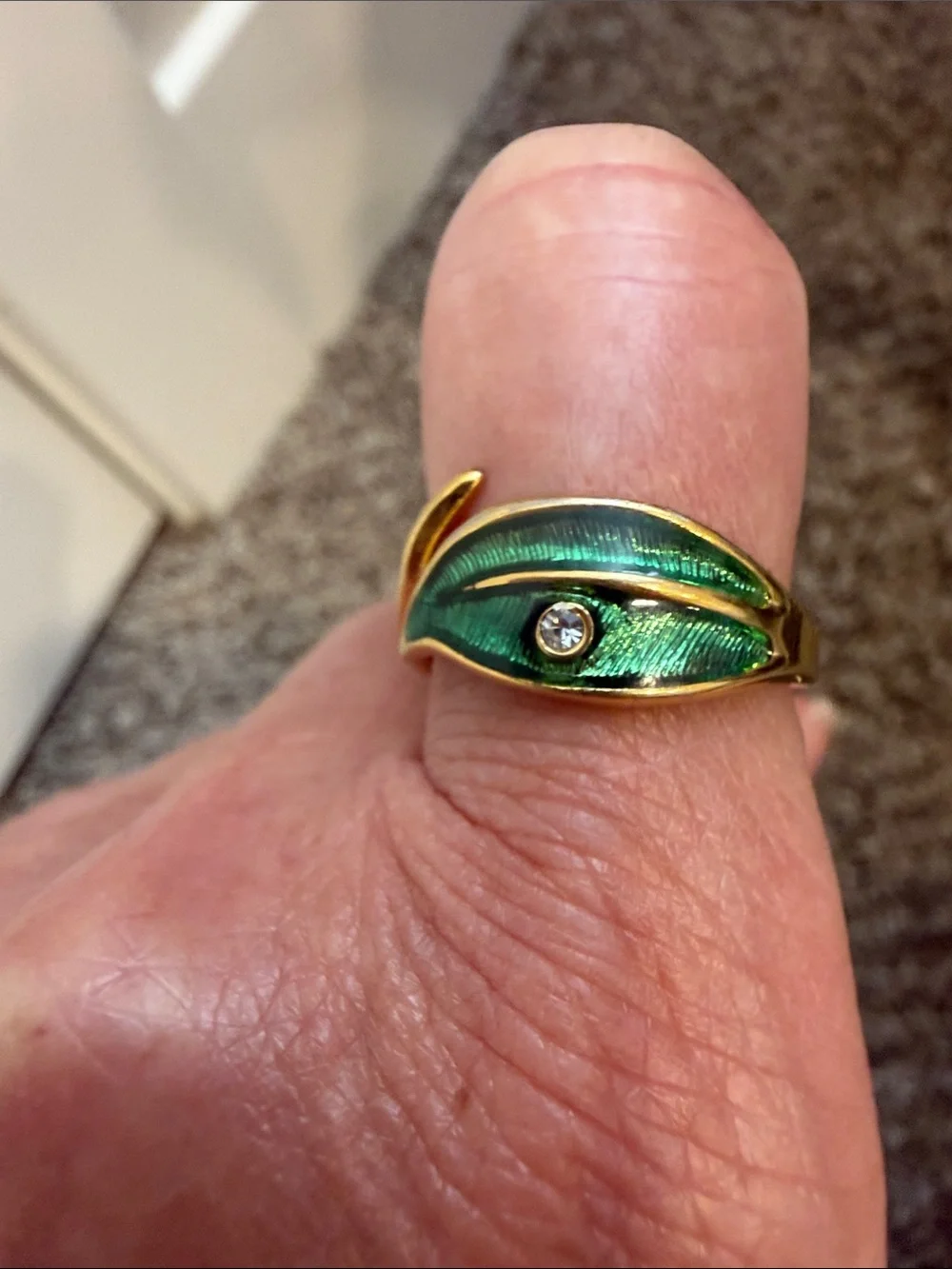 Vintage Avon Gold-Tone Green Enamel Leaf Ring with Sparkling Accent